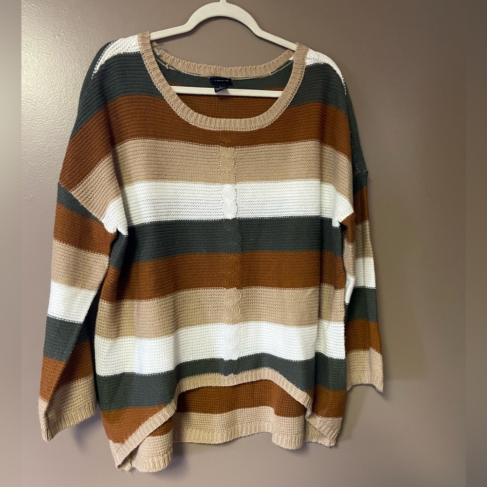 Rue 21 sweater